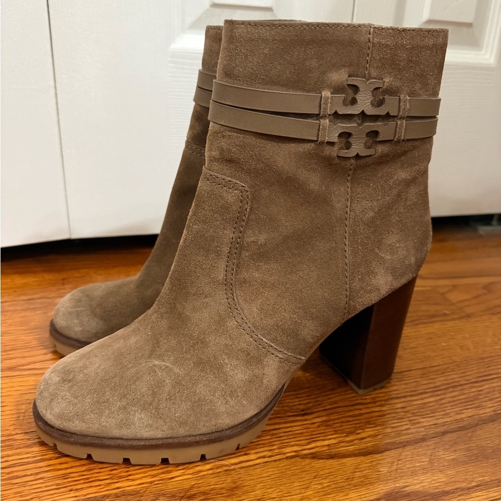 Tory Burch Leigh Lug Sole Bootie in tan suede